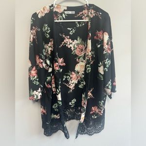 Dex Rustic Roses Kimono with lace size 1x